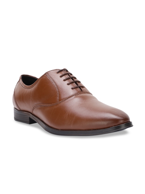 

Bruno Manetti Men Tan Brown Solid Patent Leather Derbys