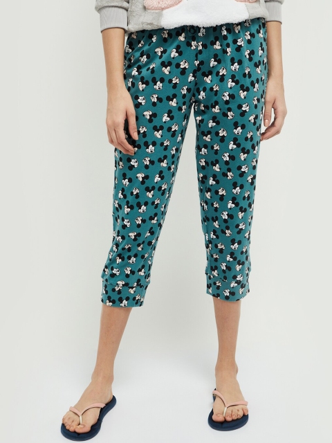 

max Women Green Printed Regular Fit Capris