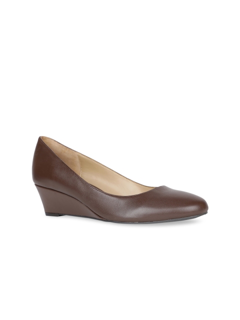 

Naturalizer Women Brown Solid Pumps