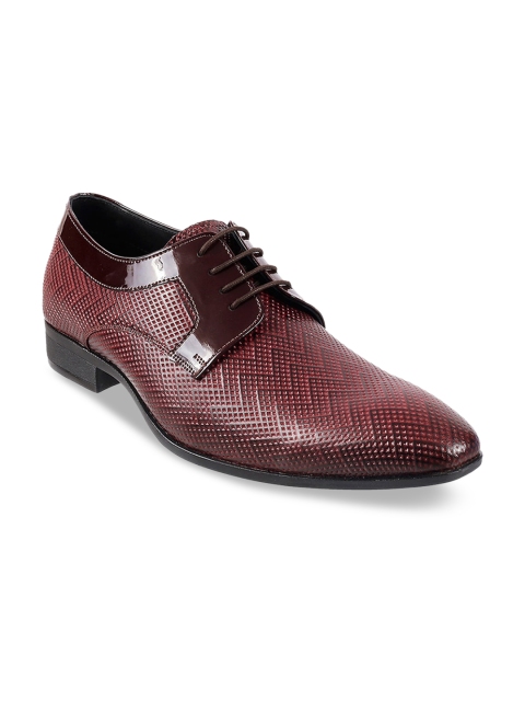 

Metro Men Maroon Textured Formal Leather Derbys