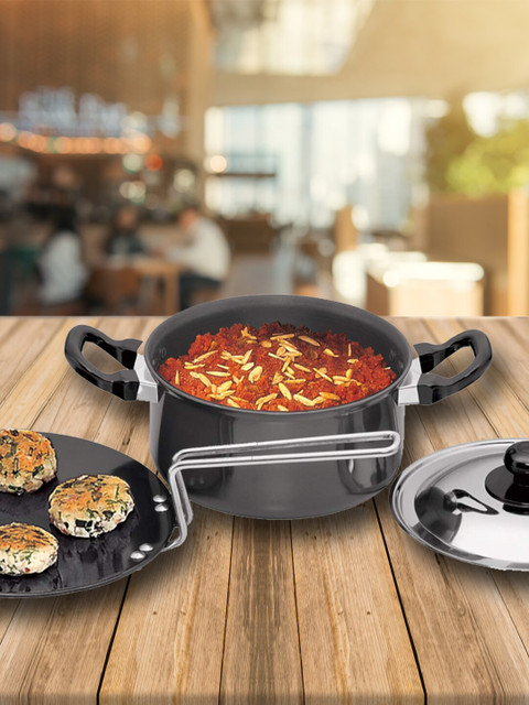 

Hawkins Black Solid Futura Hard Anodised 2 Pieces Cookware Set