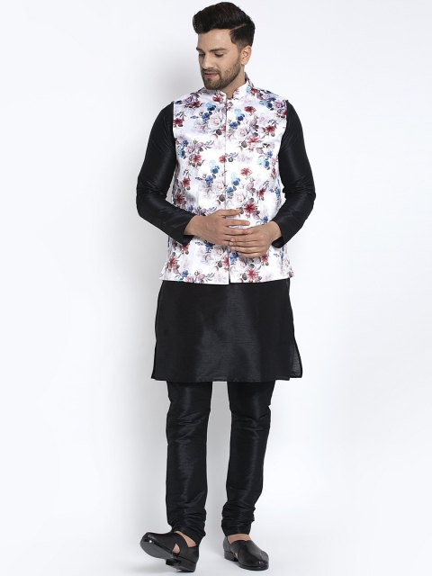 

Benstoke Men Black Solid Kurta with Pyjamas & Jacket