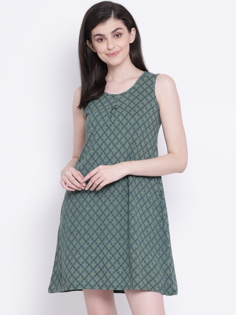

Clovia Green Pure Cotton Printed Nightdress
