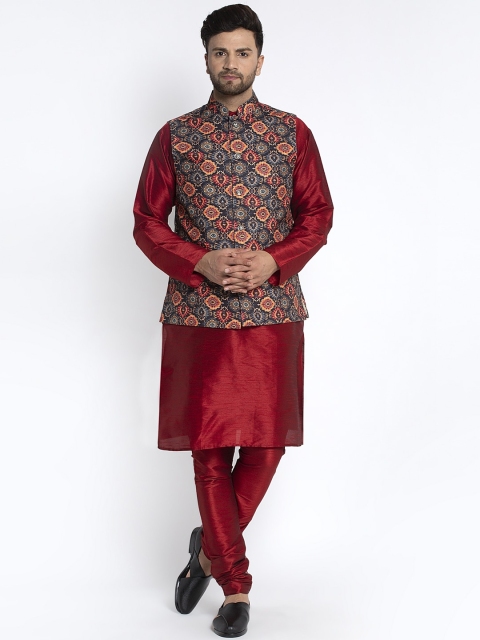 

Benstoke Men Maroon Solid Kurta with Churidar & Nehru Jacket