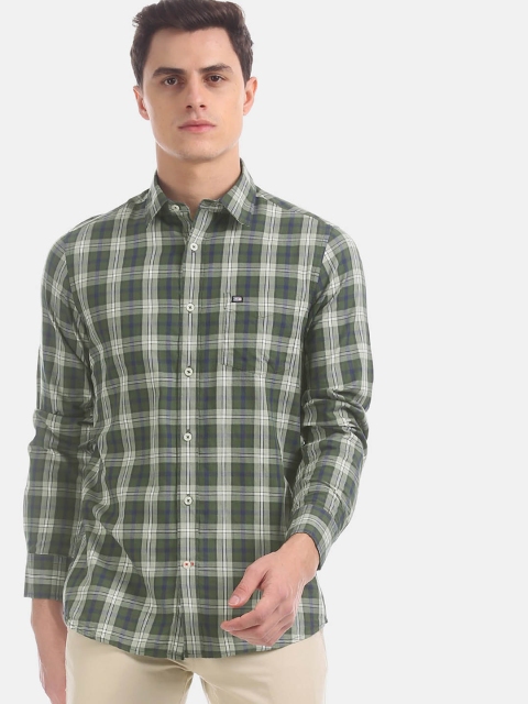 

Arrow Sport Men Olive Green & Navy Blue Regular Fit Checked Casual Shirt