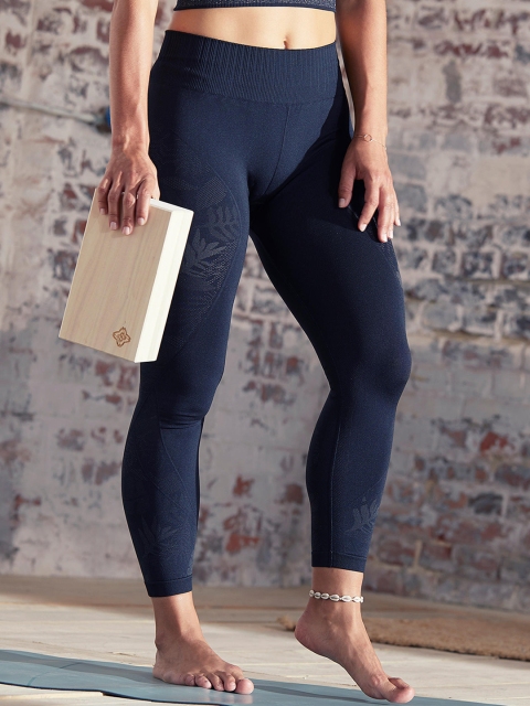 

Domyos By Decathlon Women Navy Blue Seamless 7/8 Yoga Leggings