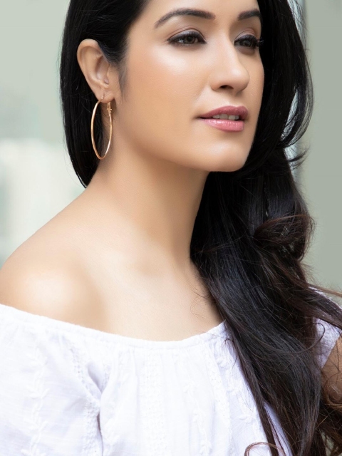

Rubans Silver-Toned Contemporary Hoop Earrings