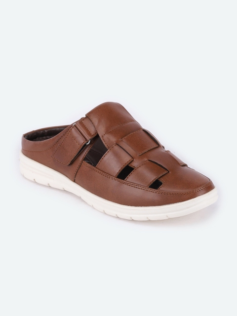 

Duke Men Tan Brown Solid Fisherman Sandals