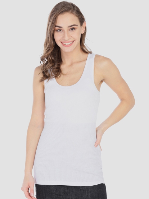 

GAP Women White Solid Scoop Neck T-shirt