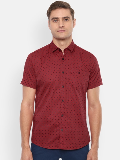 

Louis Philippe Sport Men Maroon Slim Fit Printed Casual Shirt