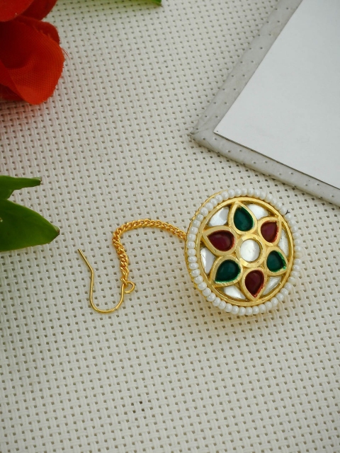

Imittire Gold-Plated Green & White Kundan Studded Floral Rajputi Borla Maang Tikka