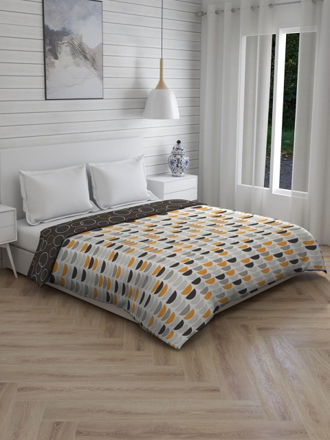 

Layers Grey & Orange Printed Cotton Bedding Set