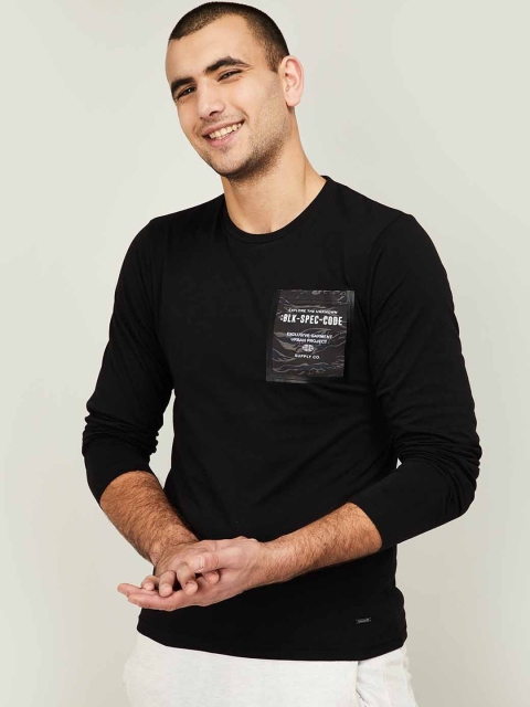 

Bossini Men Black Solid Round Neck T-shirt
