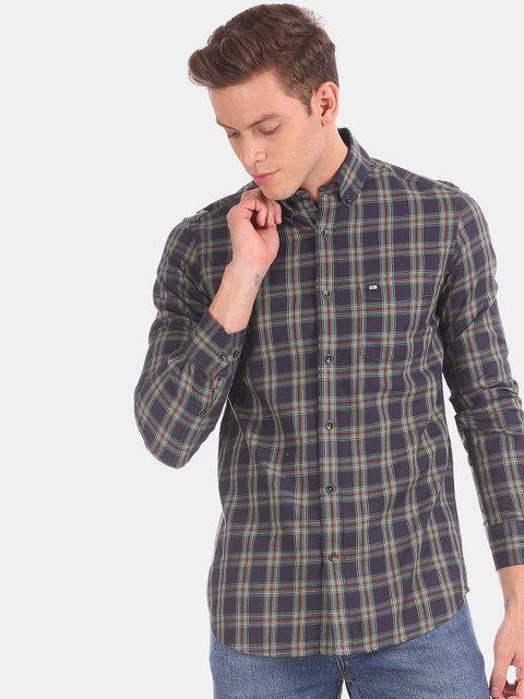 

Arrow Sport Men Navy Blue & White Regular Fit Checked Casual Shirt