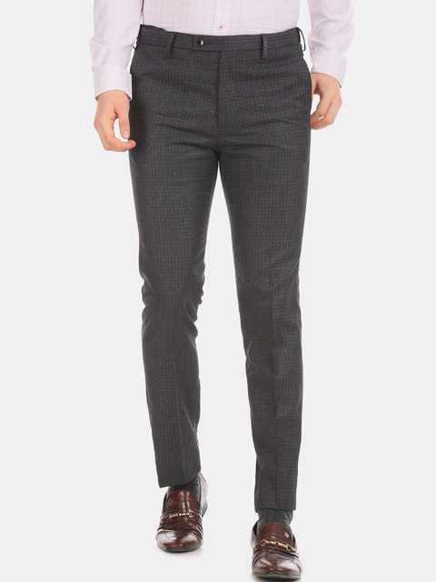 

Arrow Men Grey Regular Fit Checked Formal Trousers