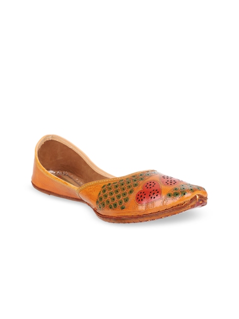 

Ta Chic Women Tan Brown Printed Leather Mojaris
