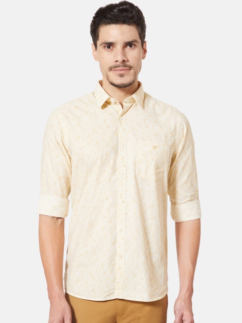 

J Hampstead Men Yellow Slim Fit Printed Casual Shirt