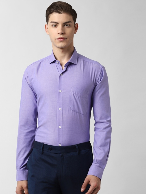 

Peter England Men Lavender Regular Fit Solid Formal Shirt
