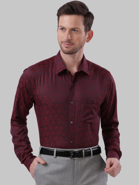 

Next Look Men Maroon Slim Fit Checked Casual Shirt