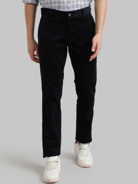 

Parx Men Navy Blue Tapered Fit Solid Regular Trousers