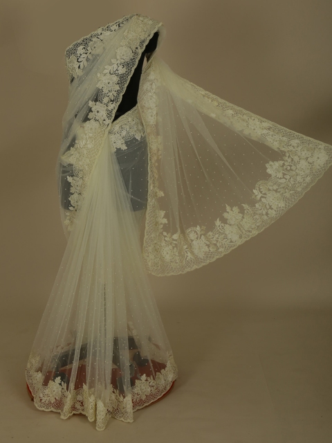 

Pothys Off-White Embellished Jute Silk Saree