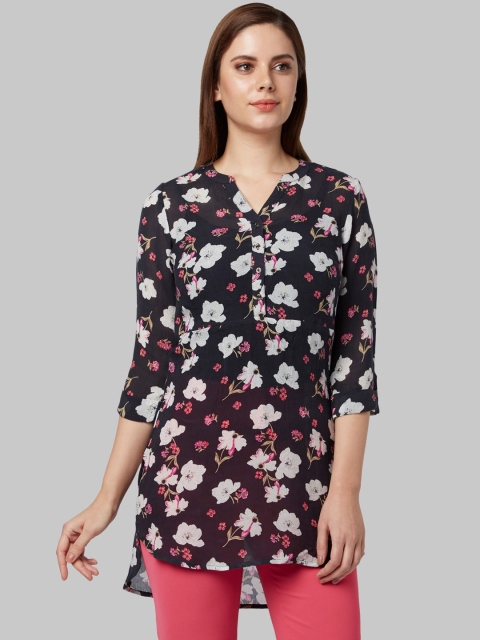 

Park Avenue Woman Women Black Printed High-Low Top