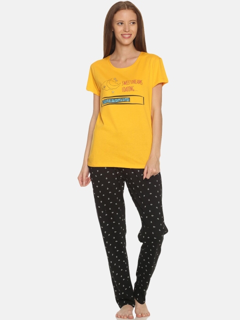 

TWIN BIRDS Women Yellow & Black Printed Night Suit