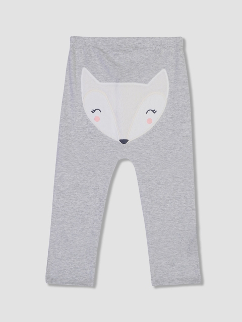 

GAP Boys Grey Regular Fit Self Design Regular Trousers