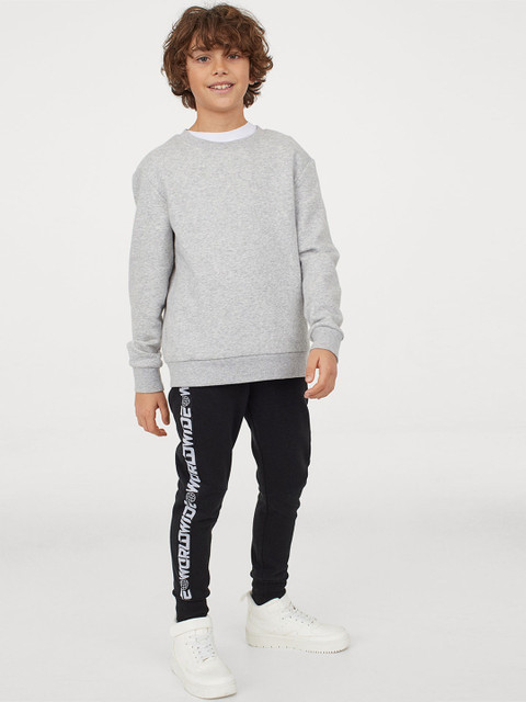

H&M Boys Black Solid Joggers