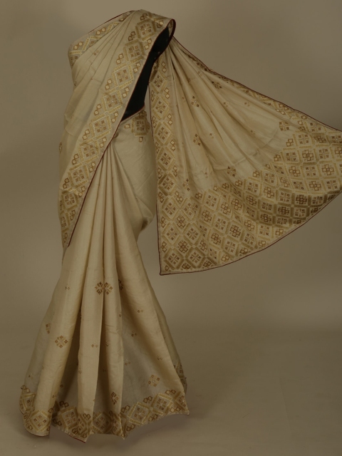 

Pothys Cream-Coloured & Gold-Toned Jute Silk Embroidered Saree