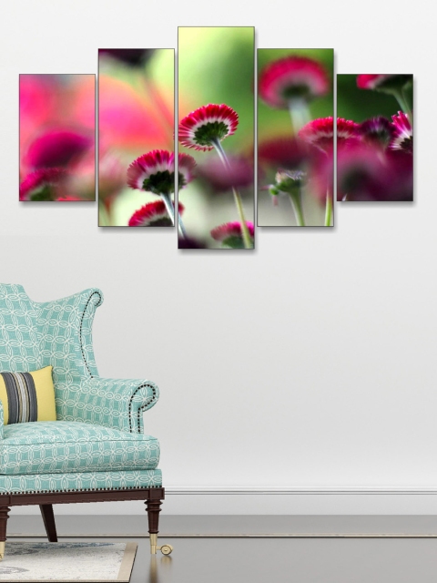 

Go Hooked Set Of 5 Pink & Green Digitally Printed Wall Art