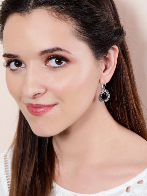 

Rubans Set Of 2 Silver-Plated Onyx Handcrafted Contemporary Drop Earrings