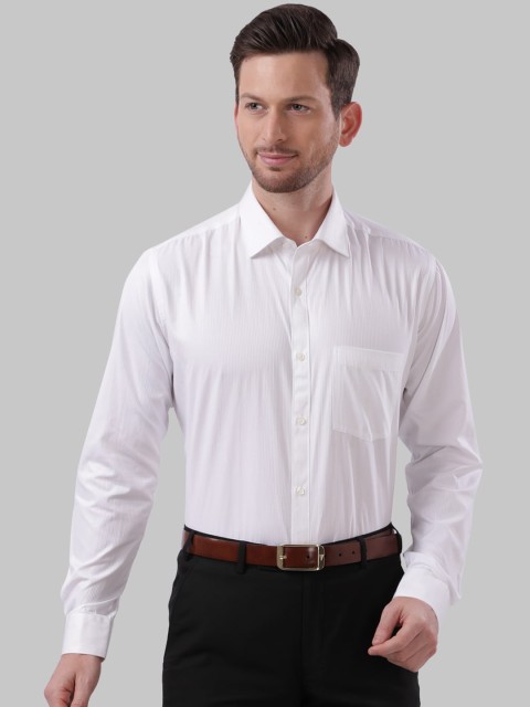 

Next Look Men White Slim Fit Solid Casual Shirt