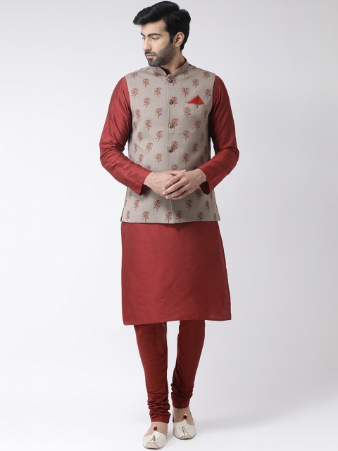 

Vartah Men Maroon & Khaki Solid Kurta with Churidar & Nehru Jacket