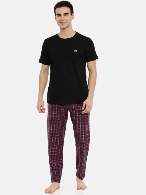 

Joven Men Black & Maroon Night Suit
