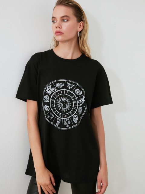 

TRENDYOL COLLECTION Women Black Printed Round Neck T-shirt
