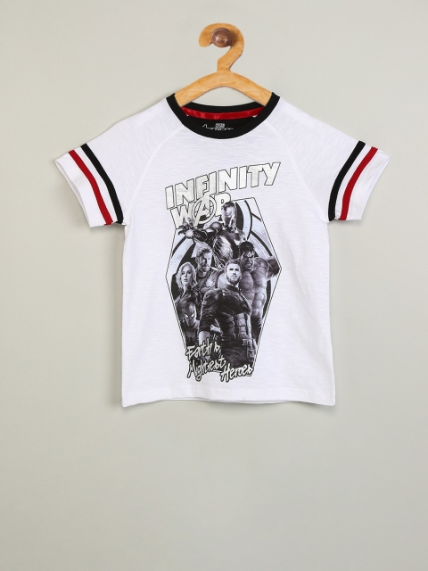 

max Boys White Printed Round Neck T-shirt