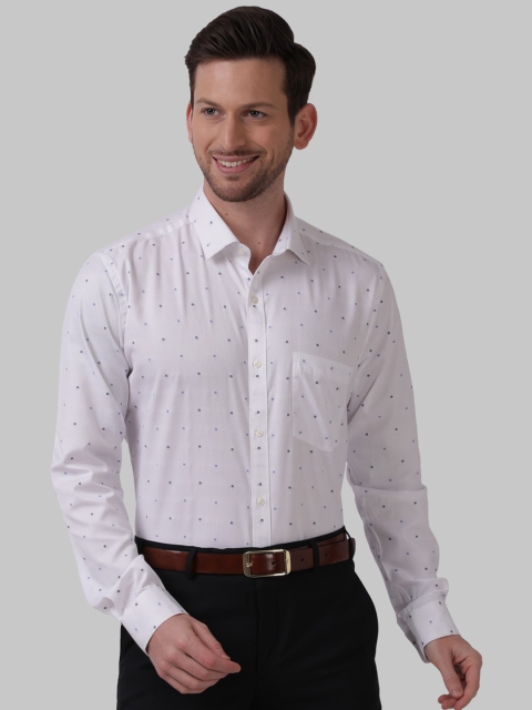 

Next Look Men White Slim Fit Self Design Casual Shirt