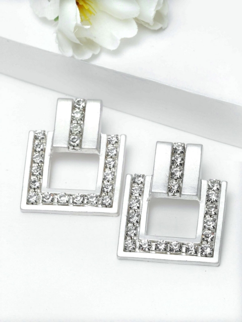 

AVANT-GARDE PARIS Silver-Toned & Off-White Square Drop Earrings