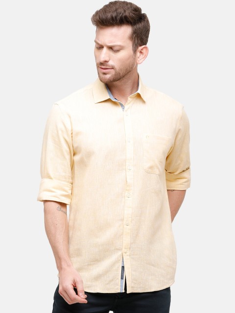 

CAVALLO by Linen Club Men Cotton Linen Yellow Regular Fit Solid Casual Shirt
