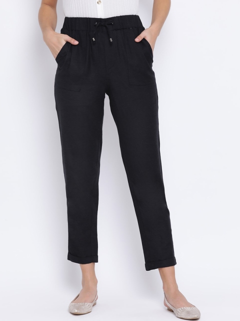 

Oxolloxo Women Black Regular Fit Solid Peg Trousers