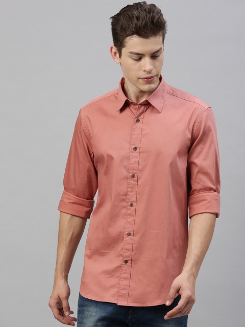 

RARE RABBIT Men Peach-Coloured Tailored Fit Solid Casual Shirt