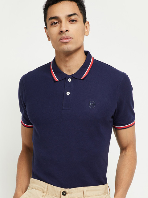 

max Men Navy Blue Solid Polo Collar T-shirt