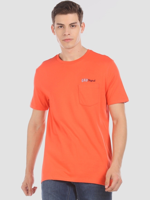 

GAP Men Orange Solid Round Neck T-shirt
