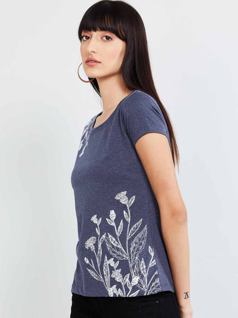 

max Women Navy Blue Self Design Henley Neck T-shirt