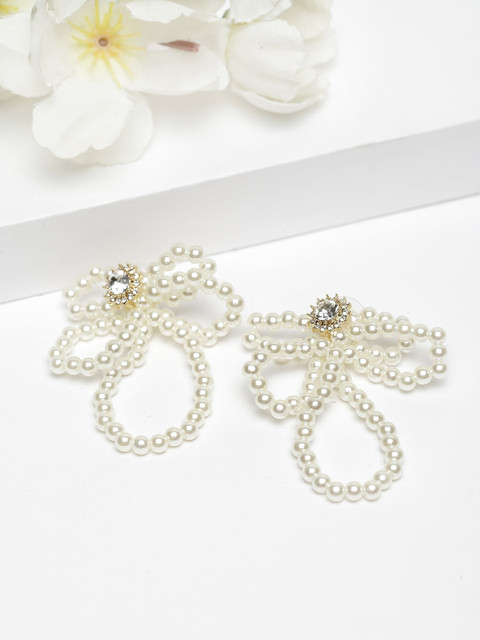 

AVANT-GARDE PARIS Off-White Gold-Plated Contemporary Studs