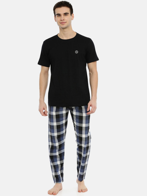 

Joven Men Black & Blue Checked Night Suit
