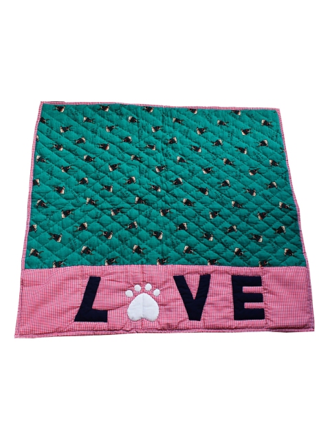 

LANA PAWS Green & Pink Dog Winter Blanket / Mat
