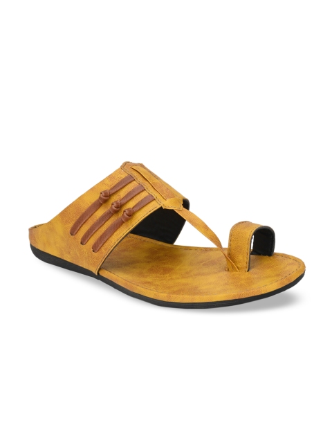 

Big Fox Men Mustard Yellow Kolhapuri Sandals