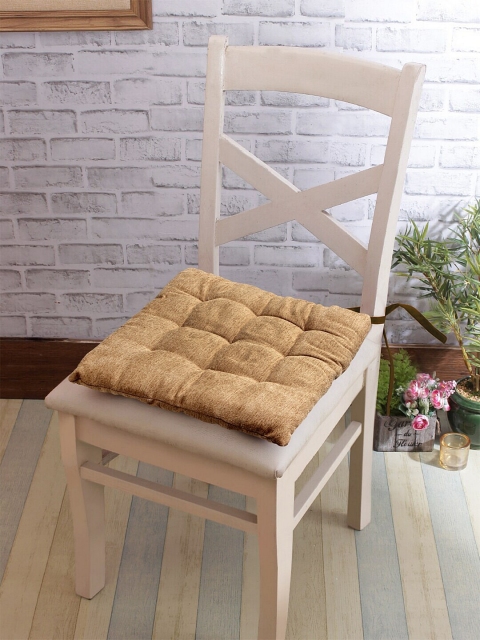 

KLOTTHE Set Of 2 Beige Microfiber Chair Pads